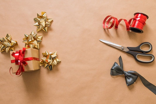 DIY Creative Method To Gift Wrap A Handbag Without A Box
