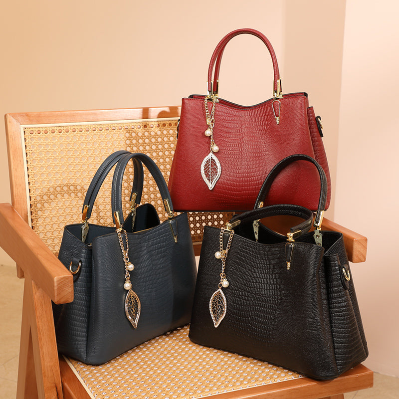 Regina leather handbag