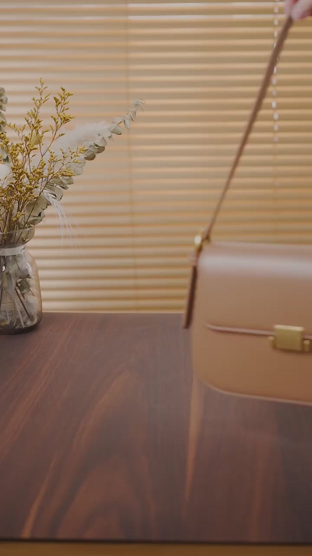 Leather Saddle Bag New Fashion Small Bag With 2 Shoulder Straps